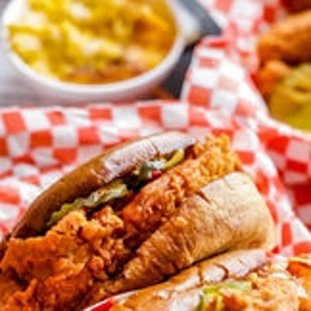 2 Neighbors Hot Chicken Favorites.
